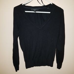 ◇ Forever 21 V-neck Black Sweater